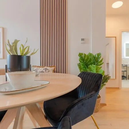 Revliving Garden Lounge Am Steinertor Parkplatz Inklusive * Krems an der Donau