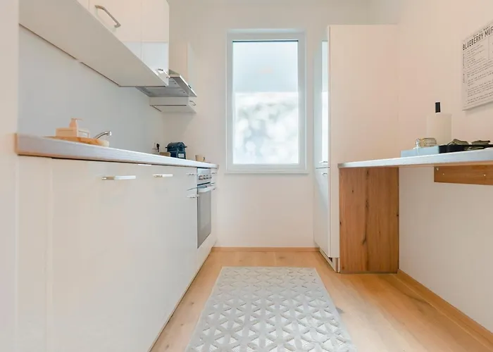 Revliving Garden Lounge Am Steinertor Parkplatz Inklusive