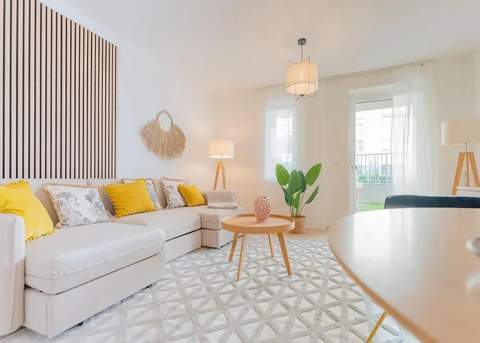 Revliving Garden Lounge Am Steinertor Parkplatz Inklusive