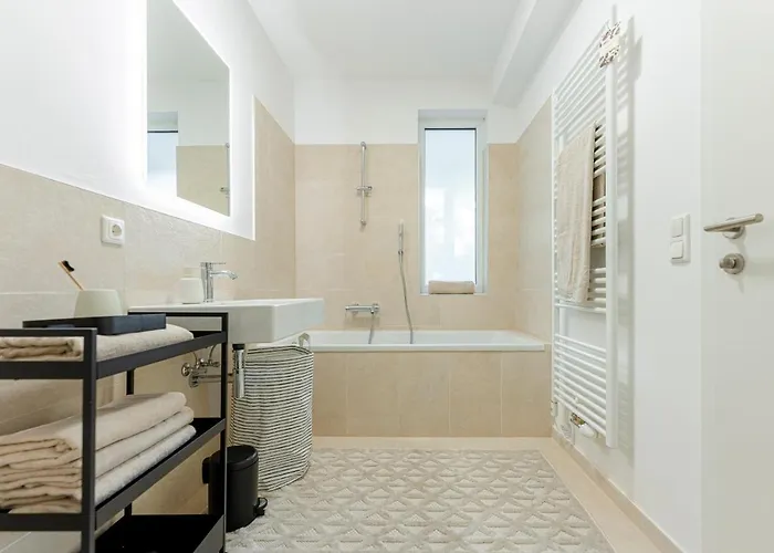 Revliving Garden Lounge Am Steinertor Parkplatz Inklusive Lejlighed